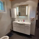 Beautiful House And Sauna On The Lake, 175 M2 Villa