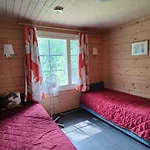 Beautiful House And Sauna On The Lake, 175 M2 Villa