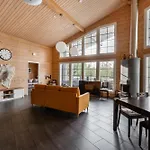 Beautiful House And Sauna On The Lake, 175 M2 Villa Lappeenranta