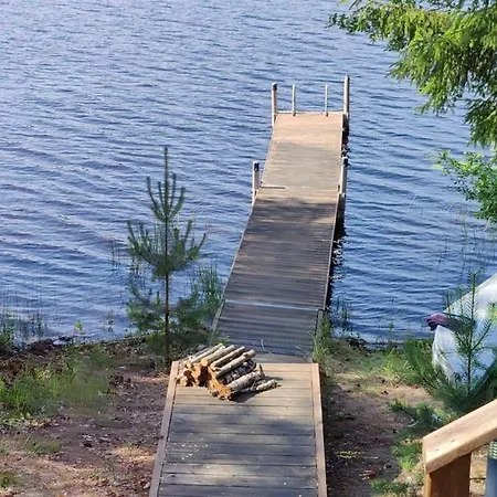 Villa Beautiful House And Sauna On The Lake, 175 M2 *