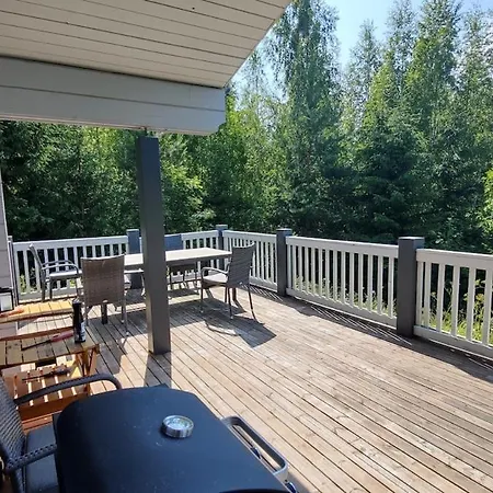 Villa Beautiful House And Sauna On The Lake, 175 M2 *