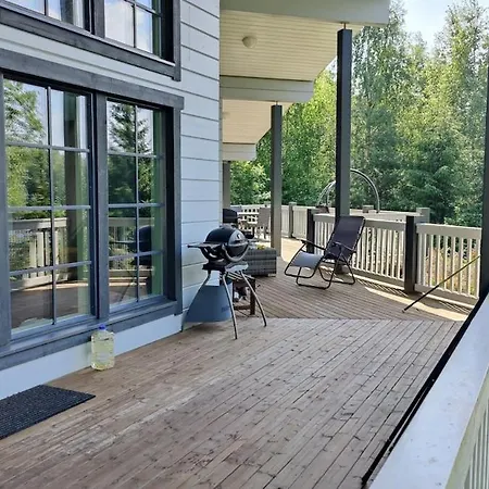 Villa Beautiful House And Sauna On The Lake, 175 M2