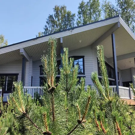 Beautiful House And Sauna On The Lake, 175 M2 Villa