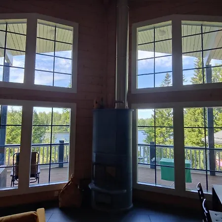 Beautiful House And Sauna On The Lake, 175 M2 *