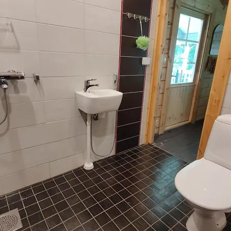 וילה Beautiful House And Sauna On The Lake, 175 M2