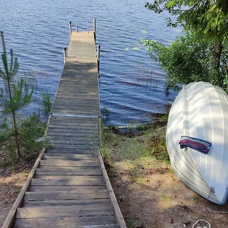 Beautiful House And Sauna On The Lake, 175 M2 *