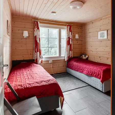 Villa Beautiful House And Sauna On The Lake, 175 M2 *