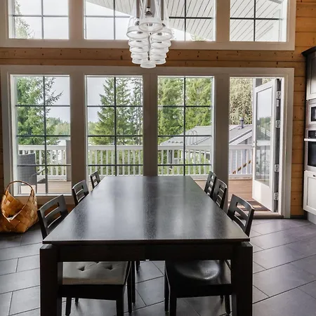 别墅 Beautiful House And Sauna On The Lake, 175 M2