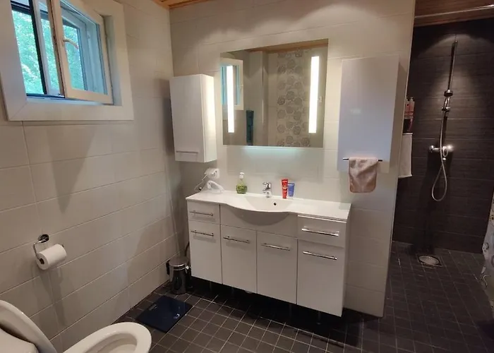 Beautiful House And Sauna On The Lake, 175 M2 Βίλα