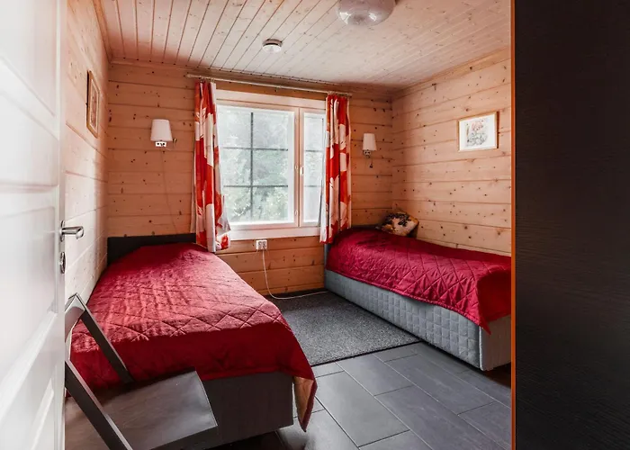 Beautiful House And Sauna On The Lake, 175 M2